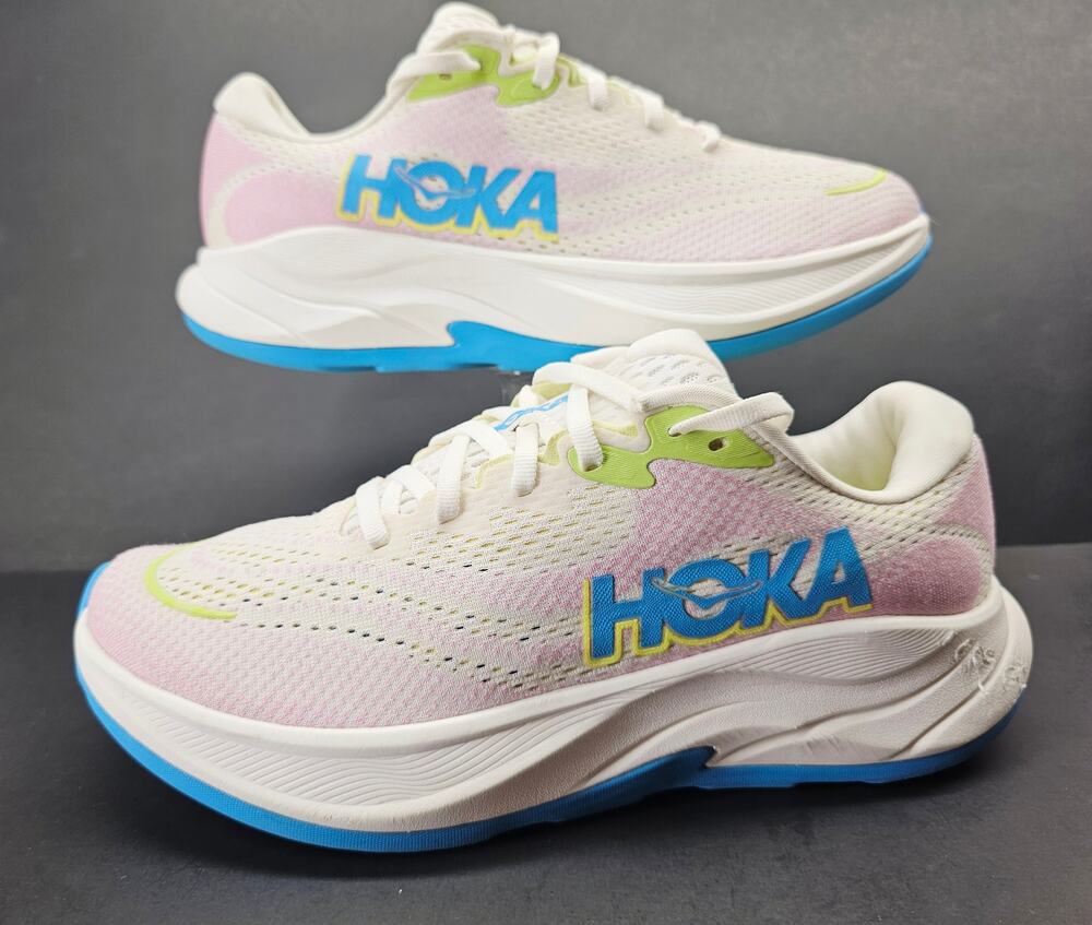 Hoka Women 9 Comfy footwear //